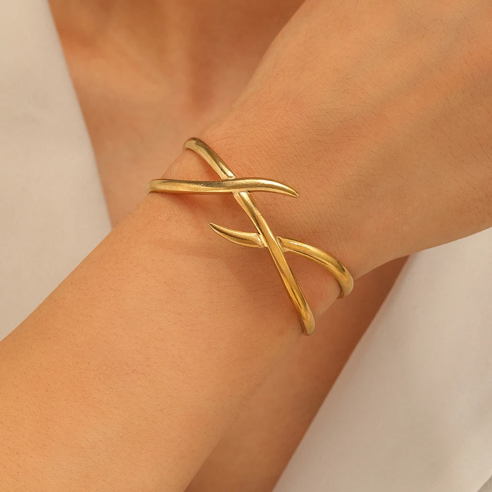 Elevation Bracelet – Geometric Grace