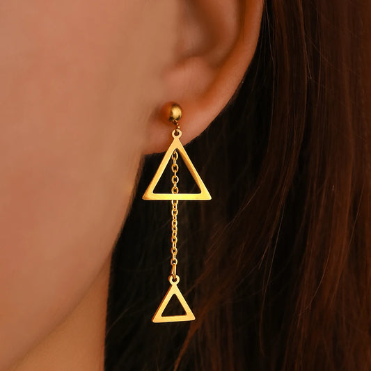 Ascent Earrings – Geometric Elegance