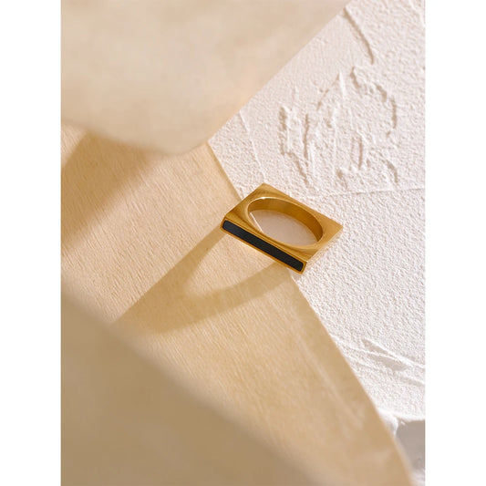 Edge Ring – Bold Precision